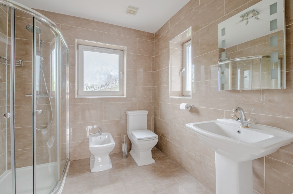 Florence Avenue, Wilsden, West Yorkshire, BD15, photo 12