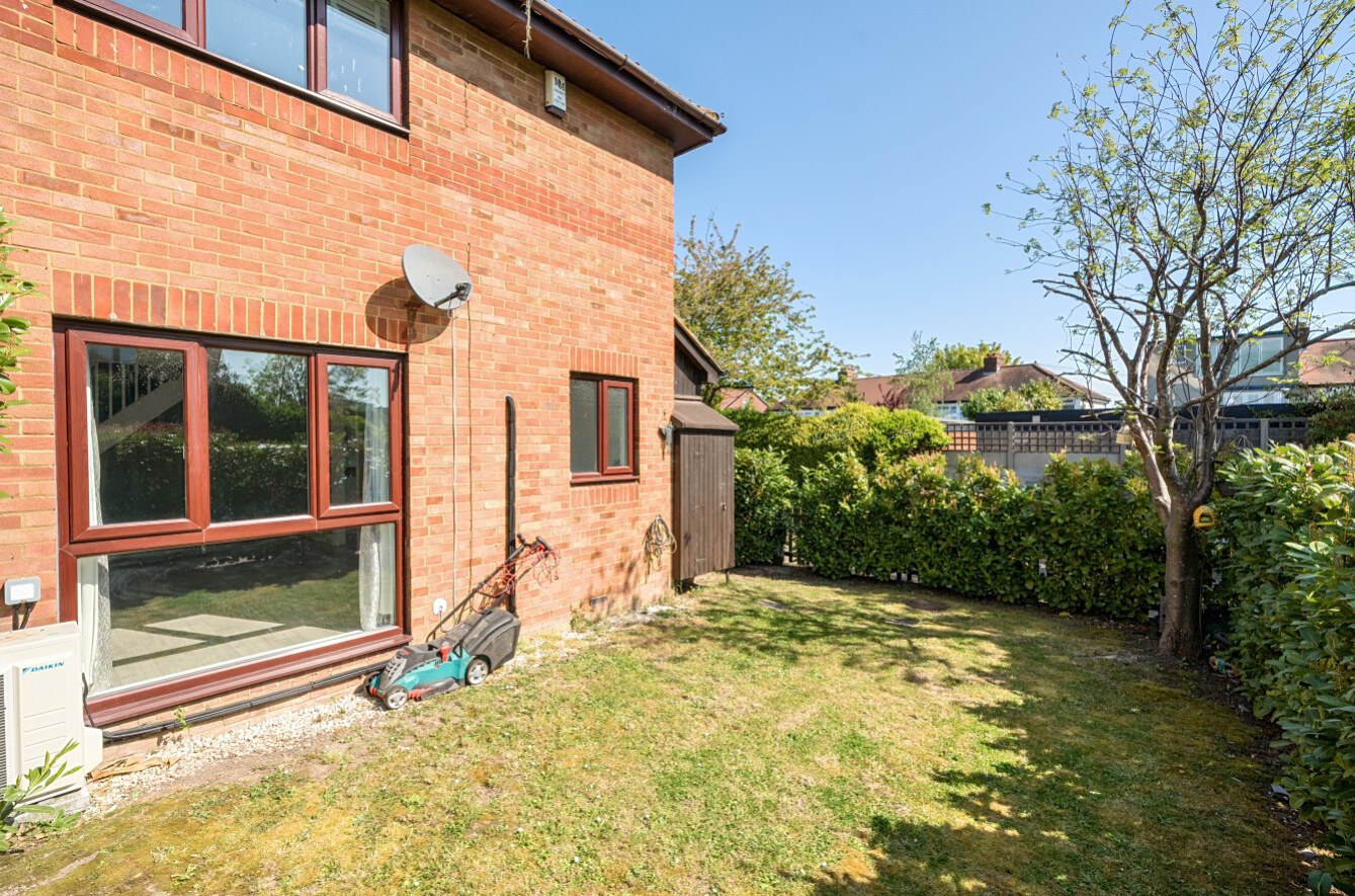 Camberley Close, Cheam, Sutton, Surrey, SM3, photo 10