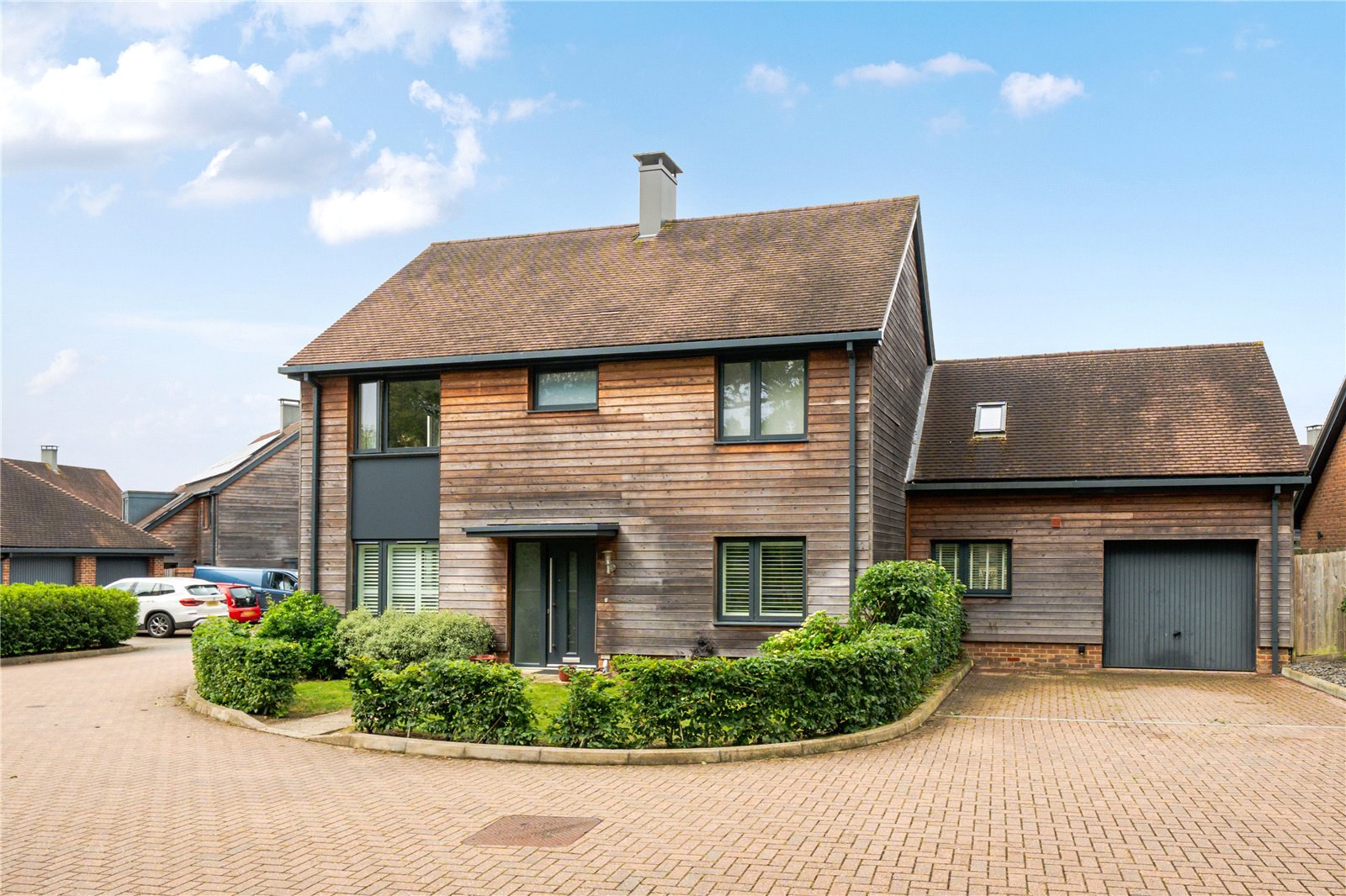 Gratton Chase, Dunsfold, Godalming, Surrey, GU8