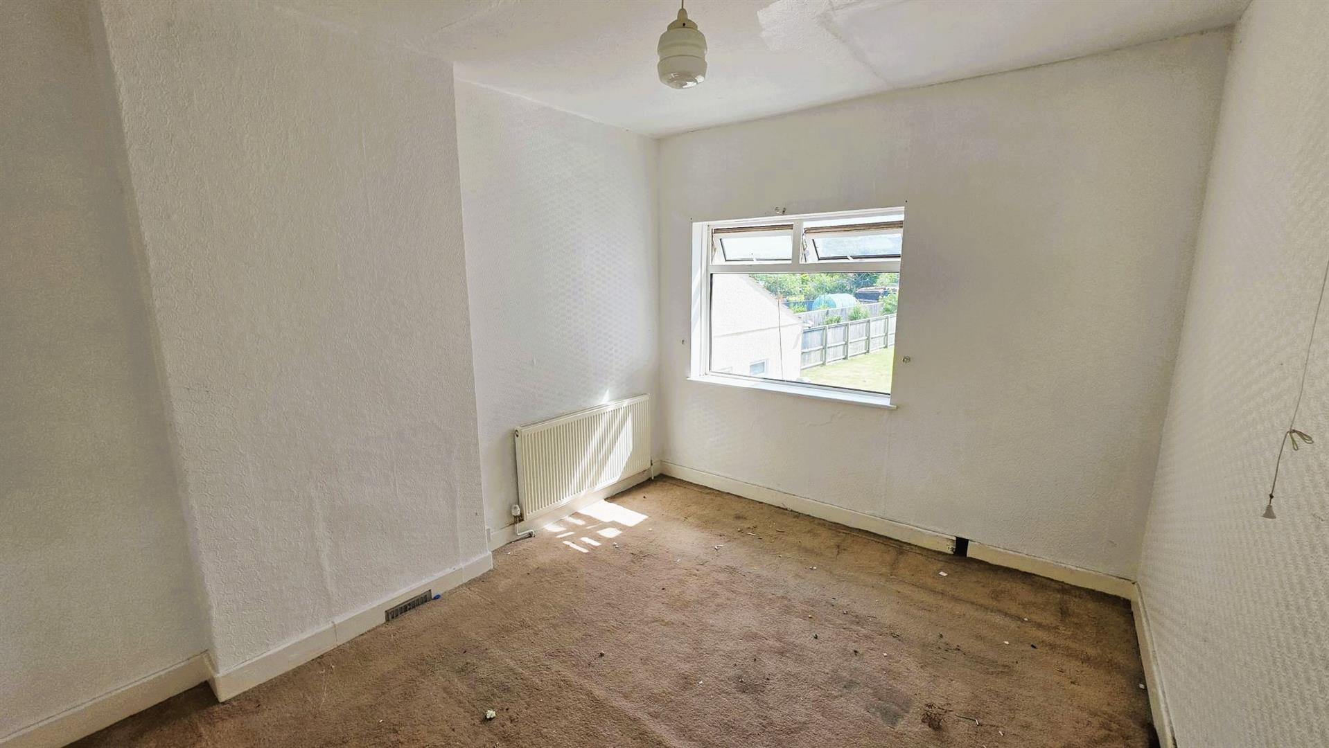 Elkington Road, Burry Port, photo 11