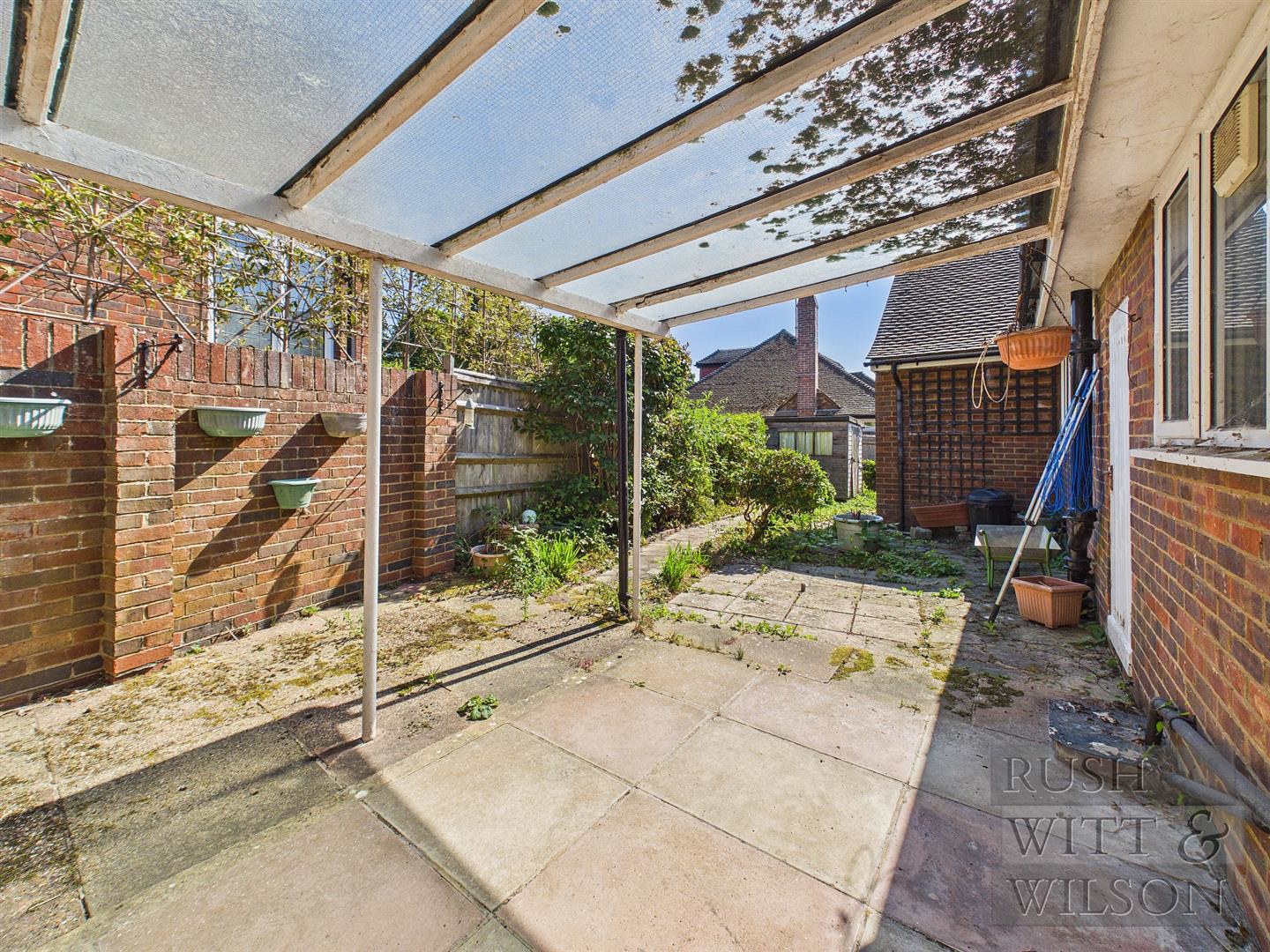 Ravens Close, Bexhill-On-Sea, photo 10