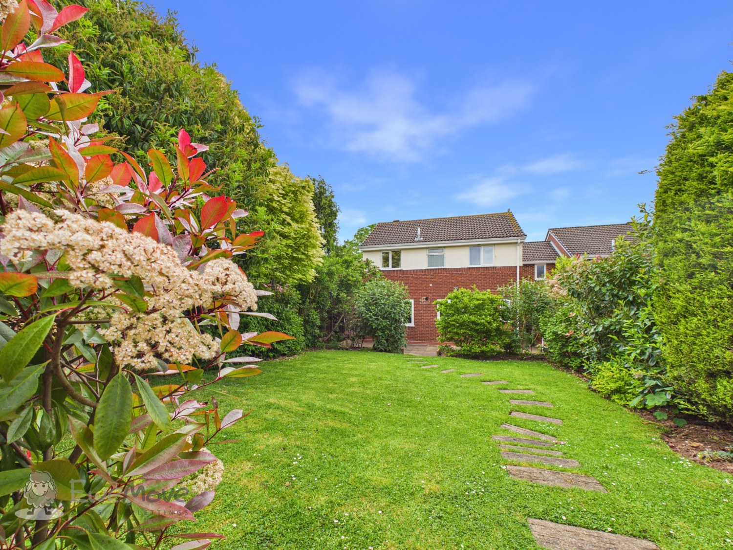 Newbury Drive, Stretton, Burton-on-Trent, Staffordshire, DE13, photo 2