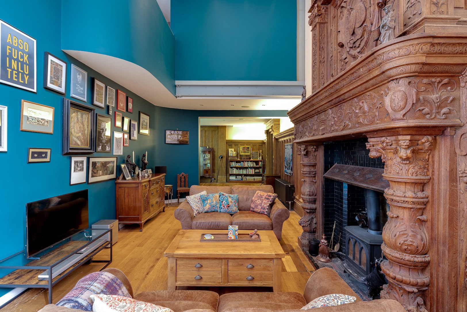 Wynnstay Hall Estate, Ruabon, LL14, photo 2