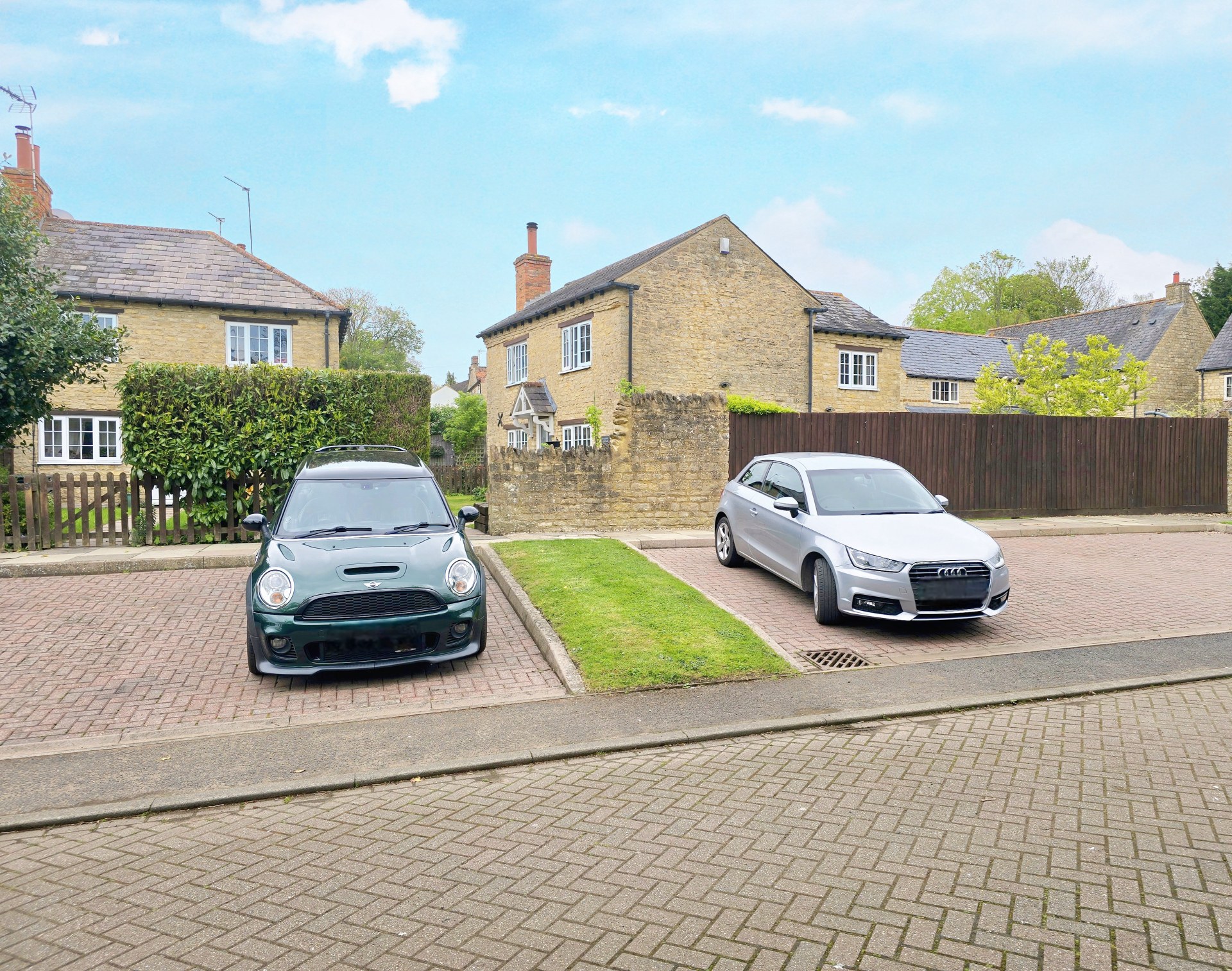 St. Michaels Court, Ashton, NN7 2PP, photo 9