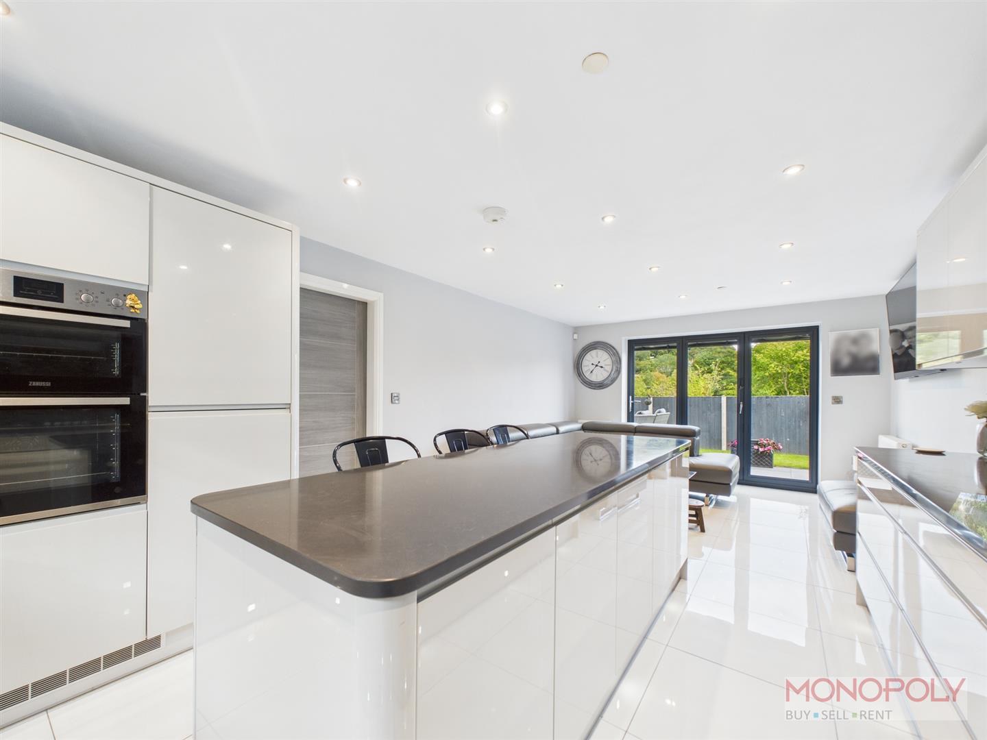 Hawarden Road, Caergwrle, LL12, photo 6