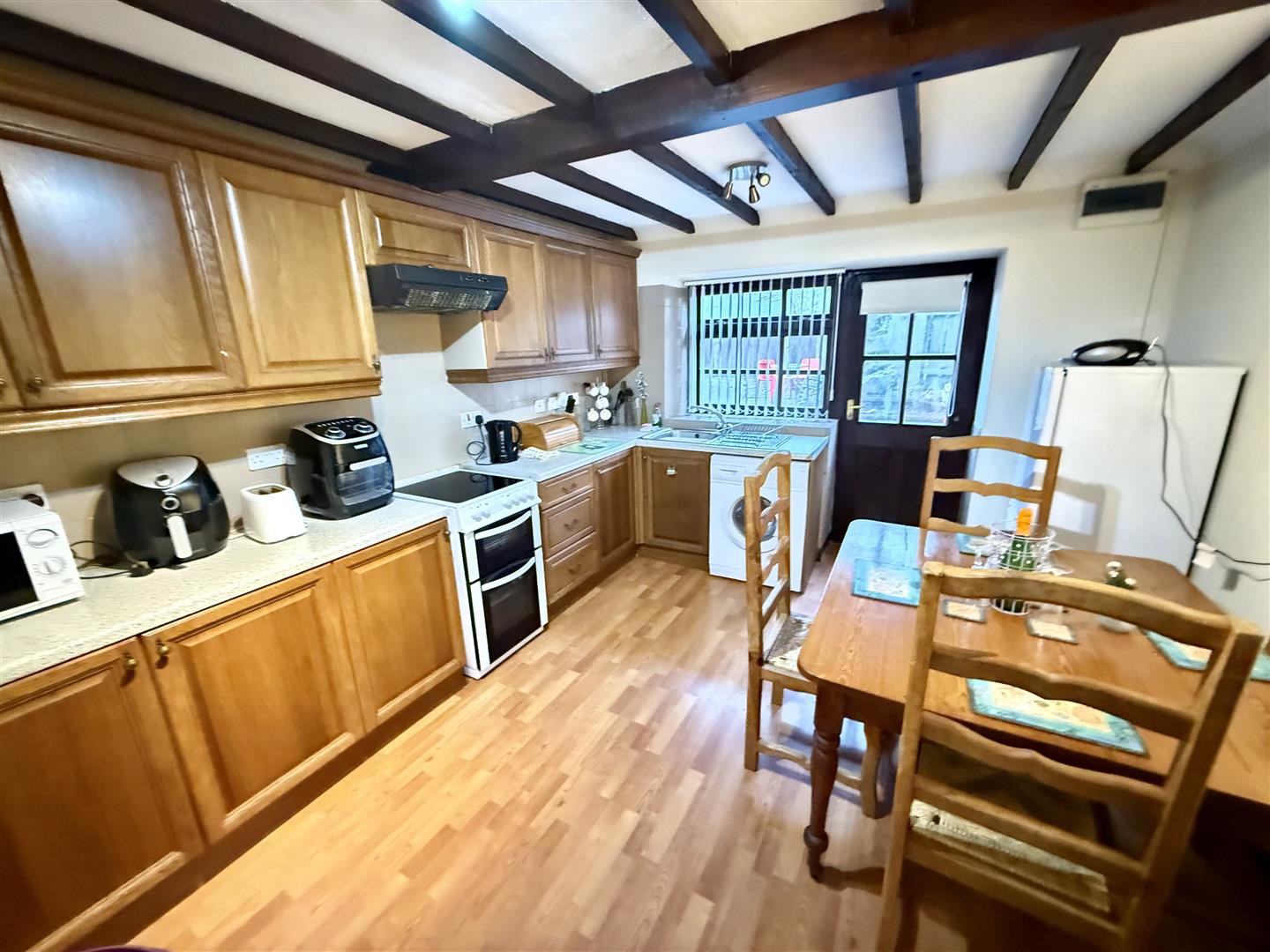 Talley, Llandeilo, photo 11