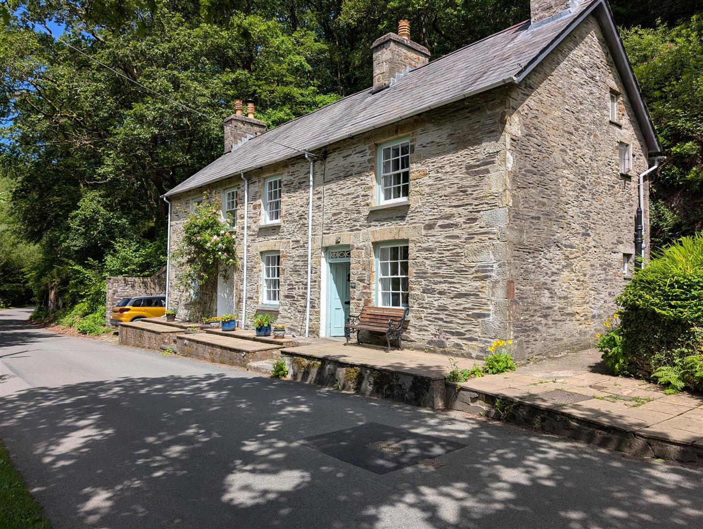 Dre-Fach Felindre, Llandysul