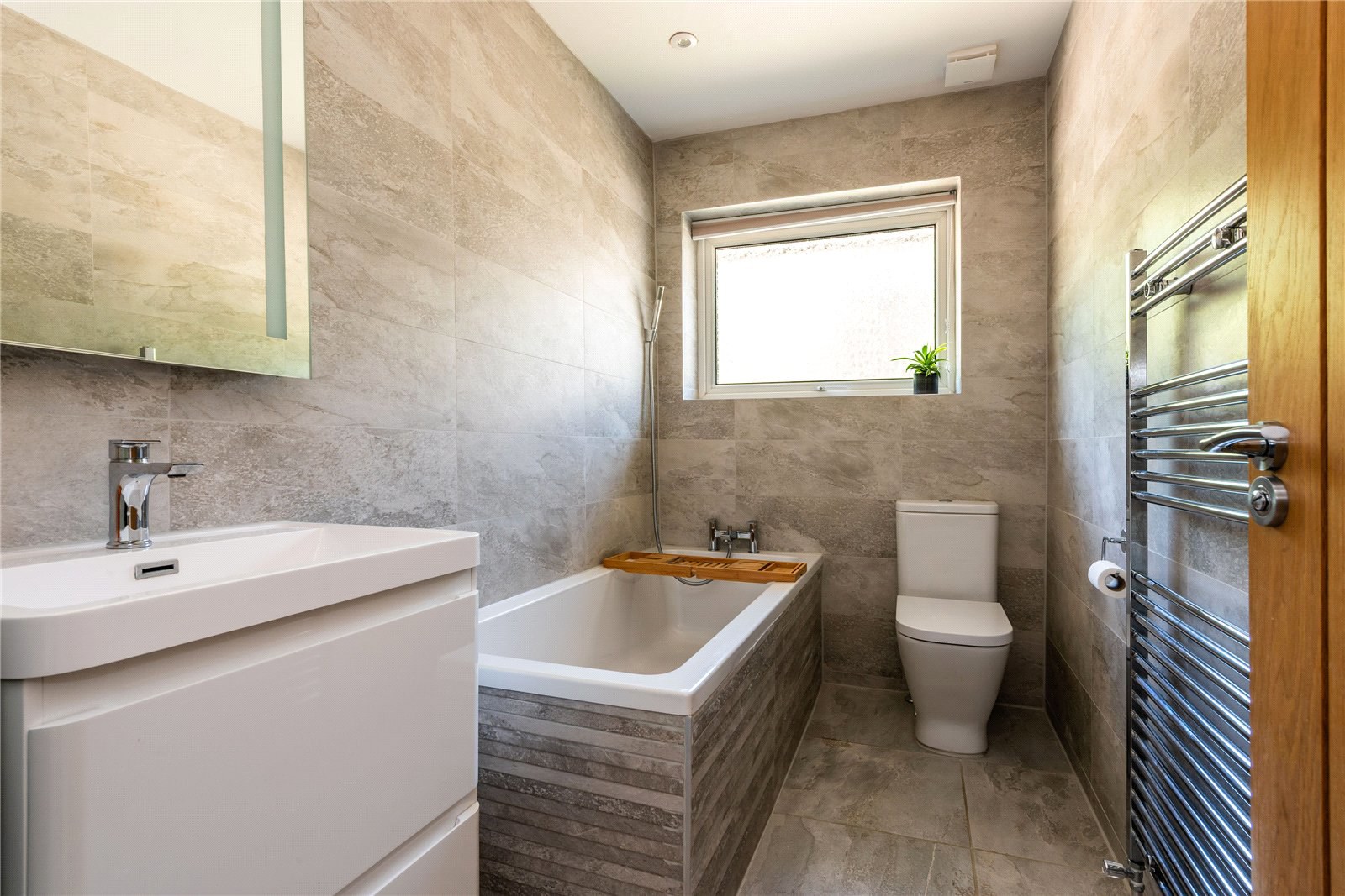 The Coombe, Betchworth, Surrey, RH3, photo 23