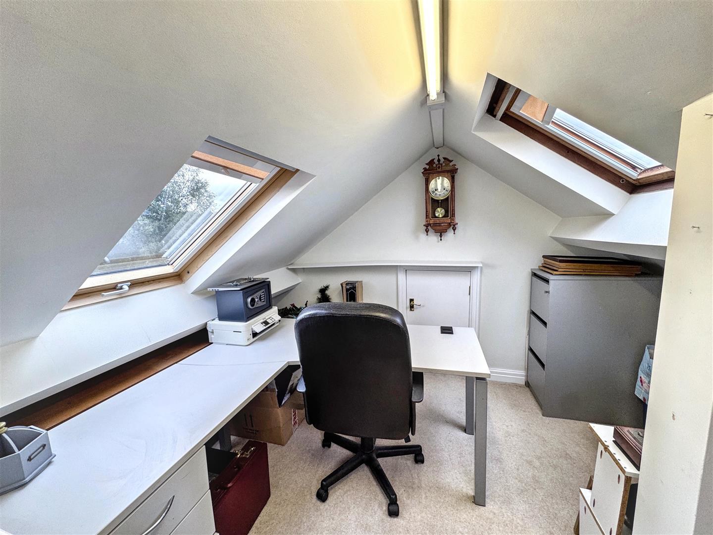 Birchlands Avenue, Wilsden, Bradford, BD15 0HB, photo 14