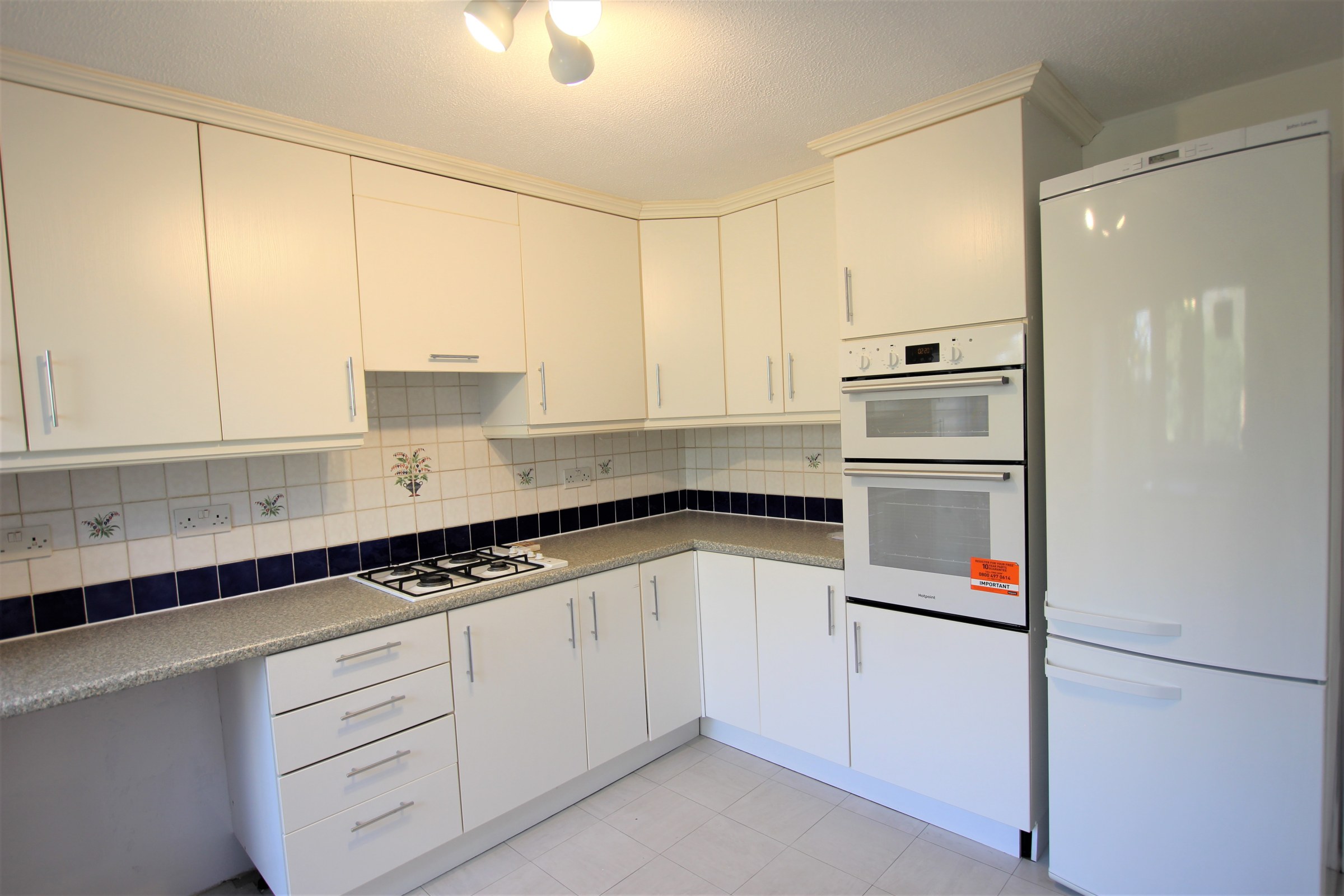 Milton Drive, Newport Pagnell, MK16, photo 3