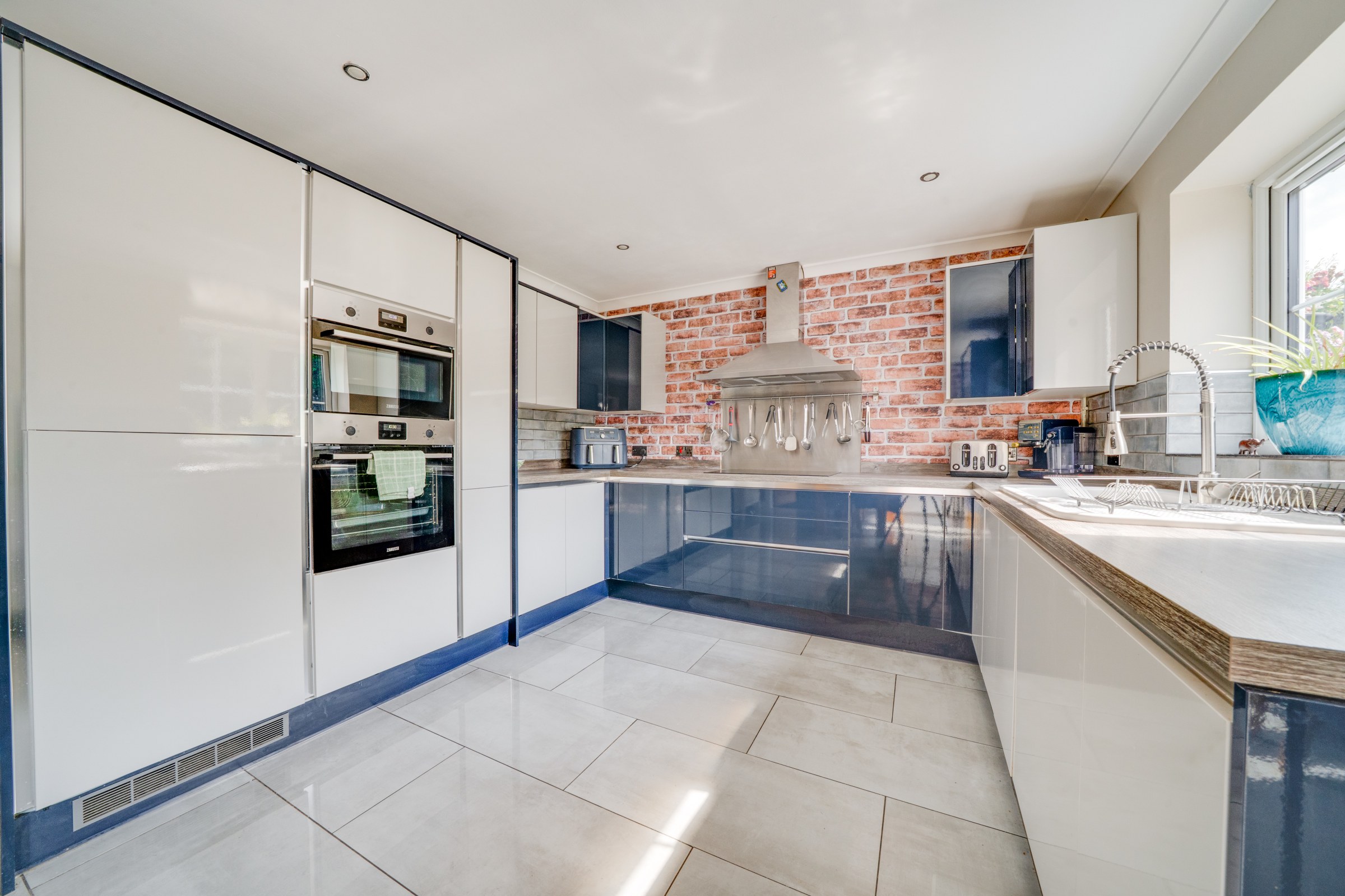 Oakengates Road, Donnington, TF2, photo 4