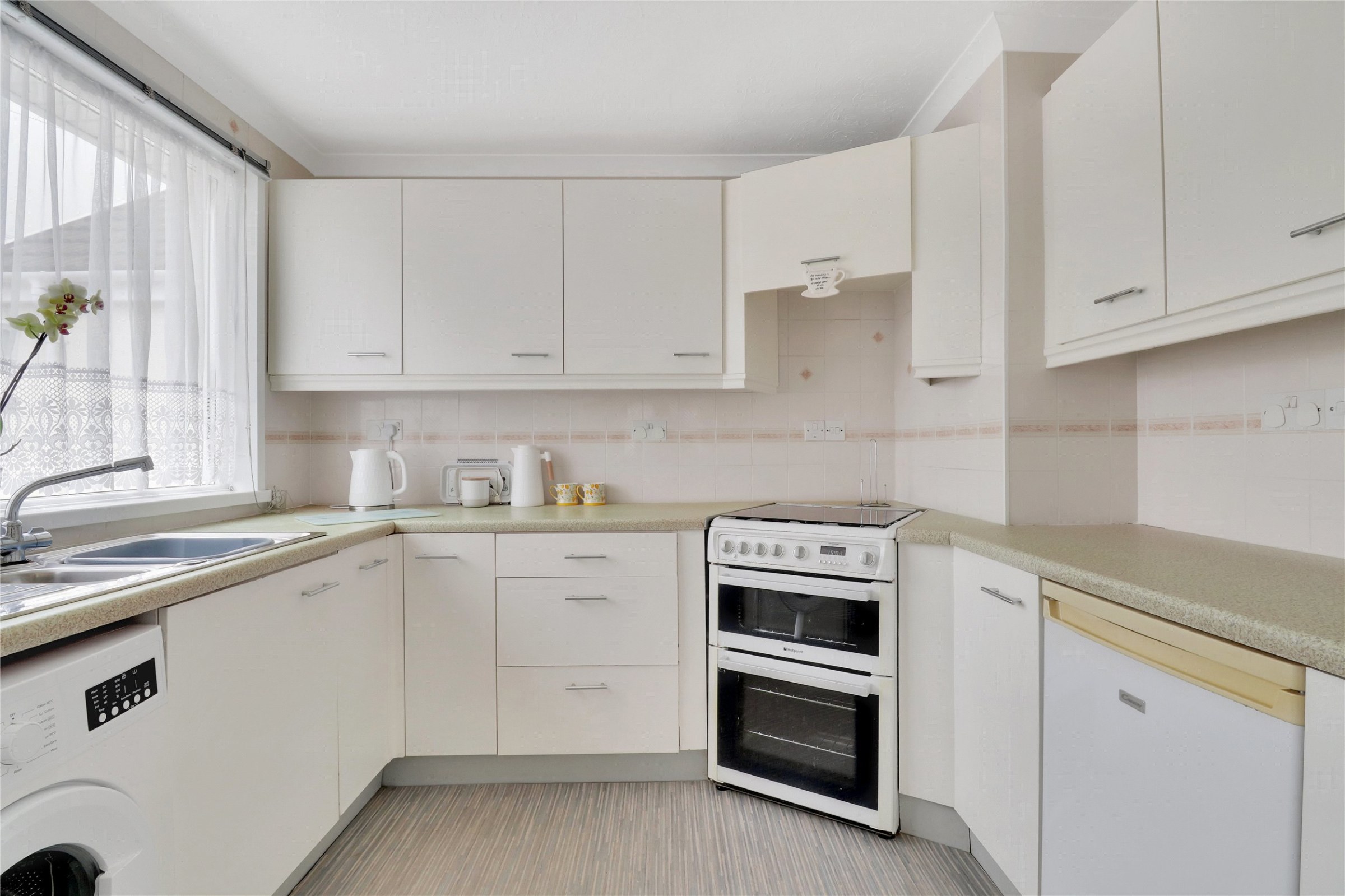 Oakland Park South, Sticklepath, Barnstaple, Devon, EX31, photo 3