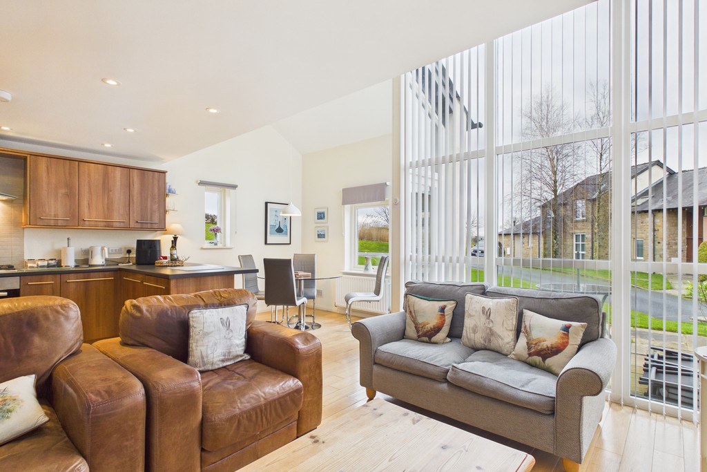 Ash Meadow, 21 the Meadows, Kirkby Lonsdale, LA6 2GY, photo 2