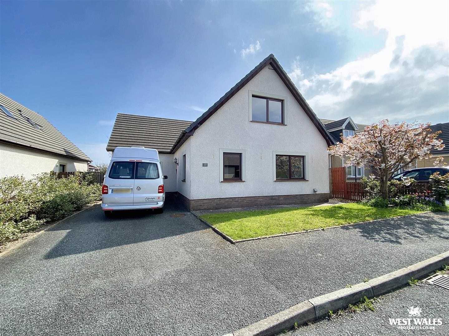 Cenarth Close, Pembroke Dock