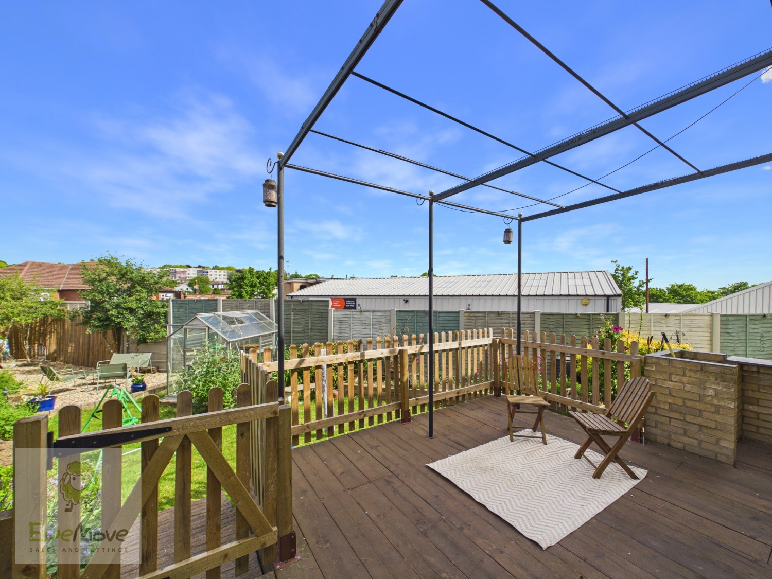 Pine Road, Strood, Rochester, ME2 2HX, photo 16