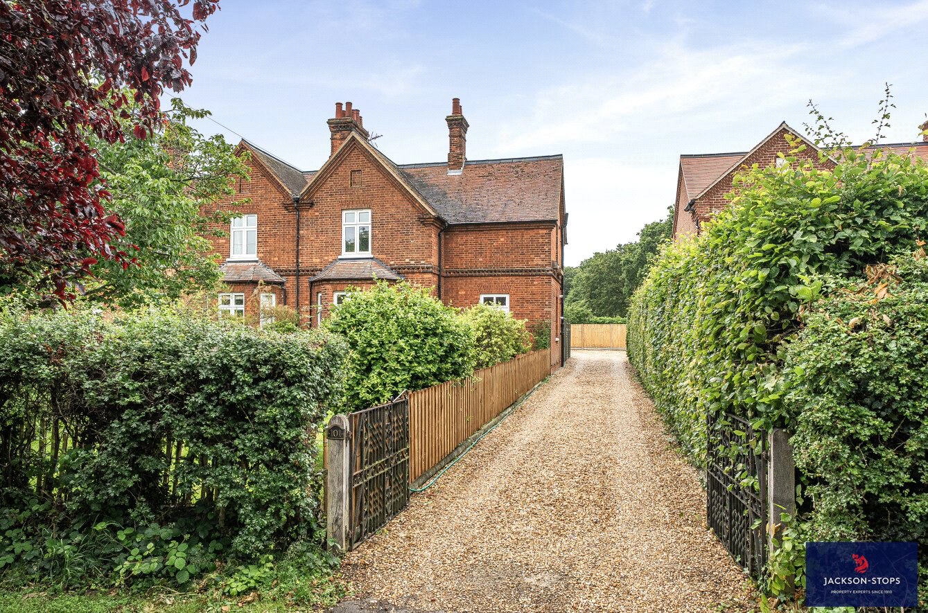 High Street, Ridgmont, Bedfordshire, MK43, photo 14