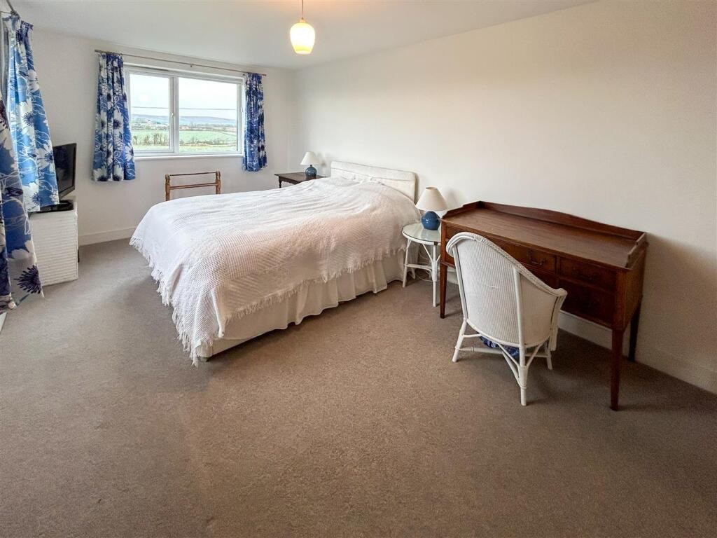 Large detached family home, Hayle Road, Nancegollan, photo 14