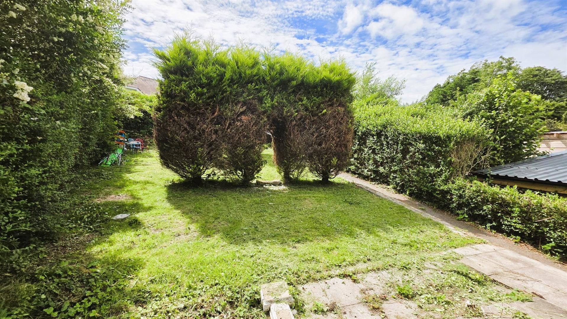 Five Roads, Llanelli, photo 17