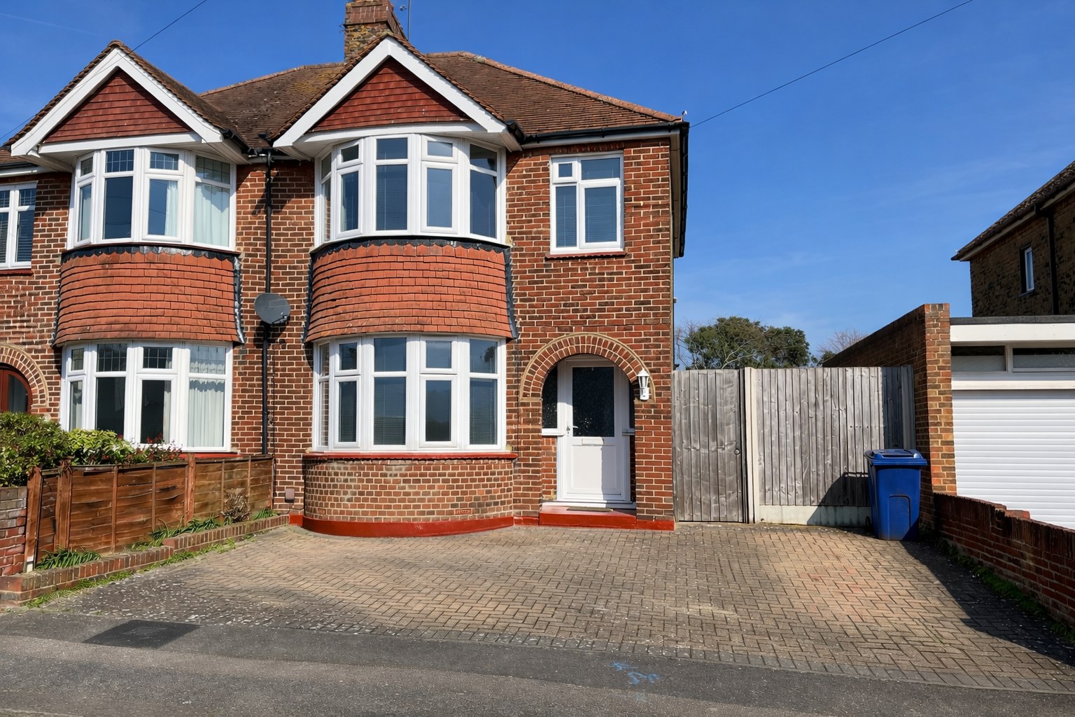 Eastwood Road