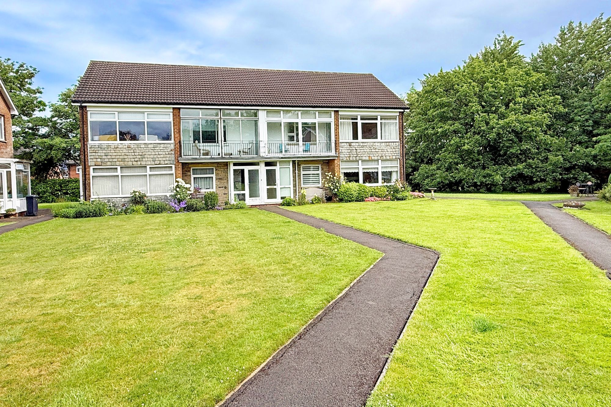2 bed home for sale in Granby Park, Harrogate