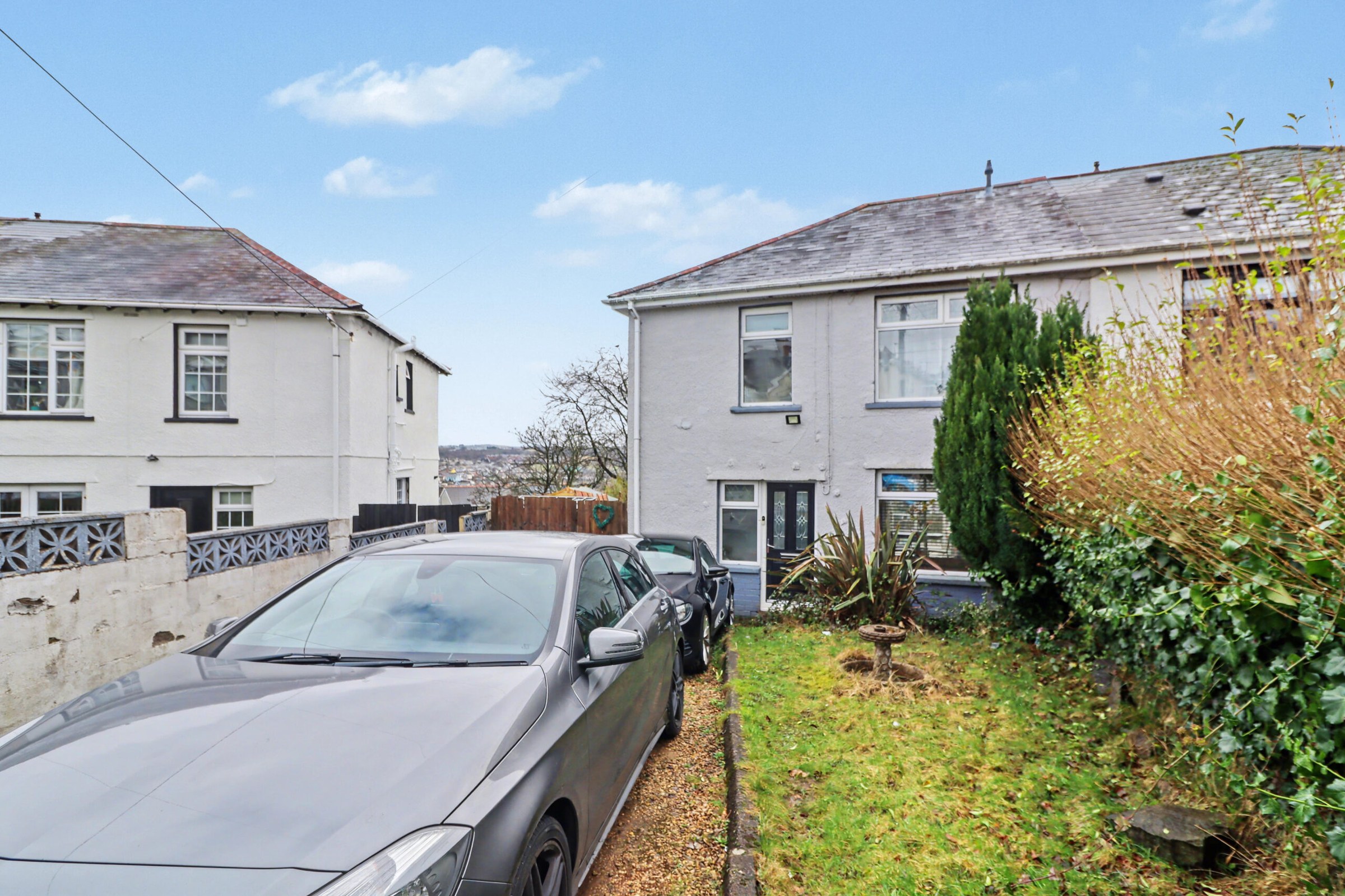 Heolddu Crescent