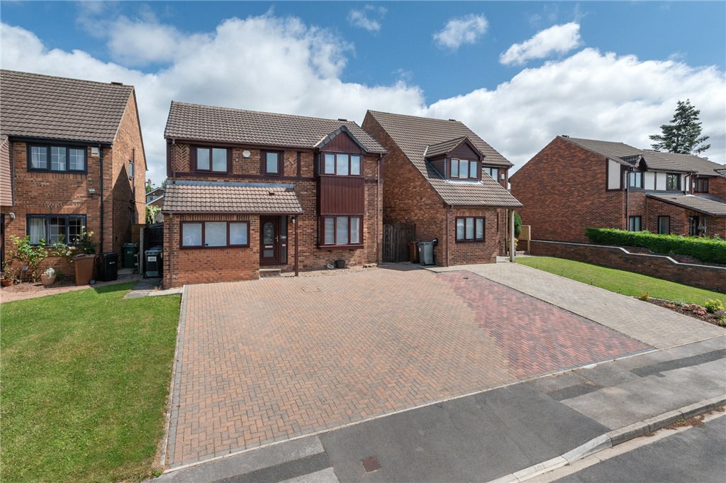 Paddock Drive, Drighlington, Bradford, West Yorkshire, BD11, photo 44