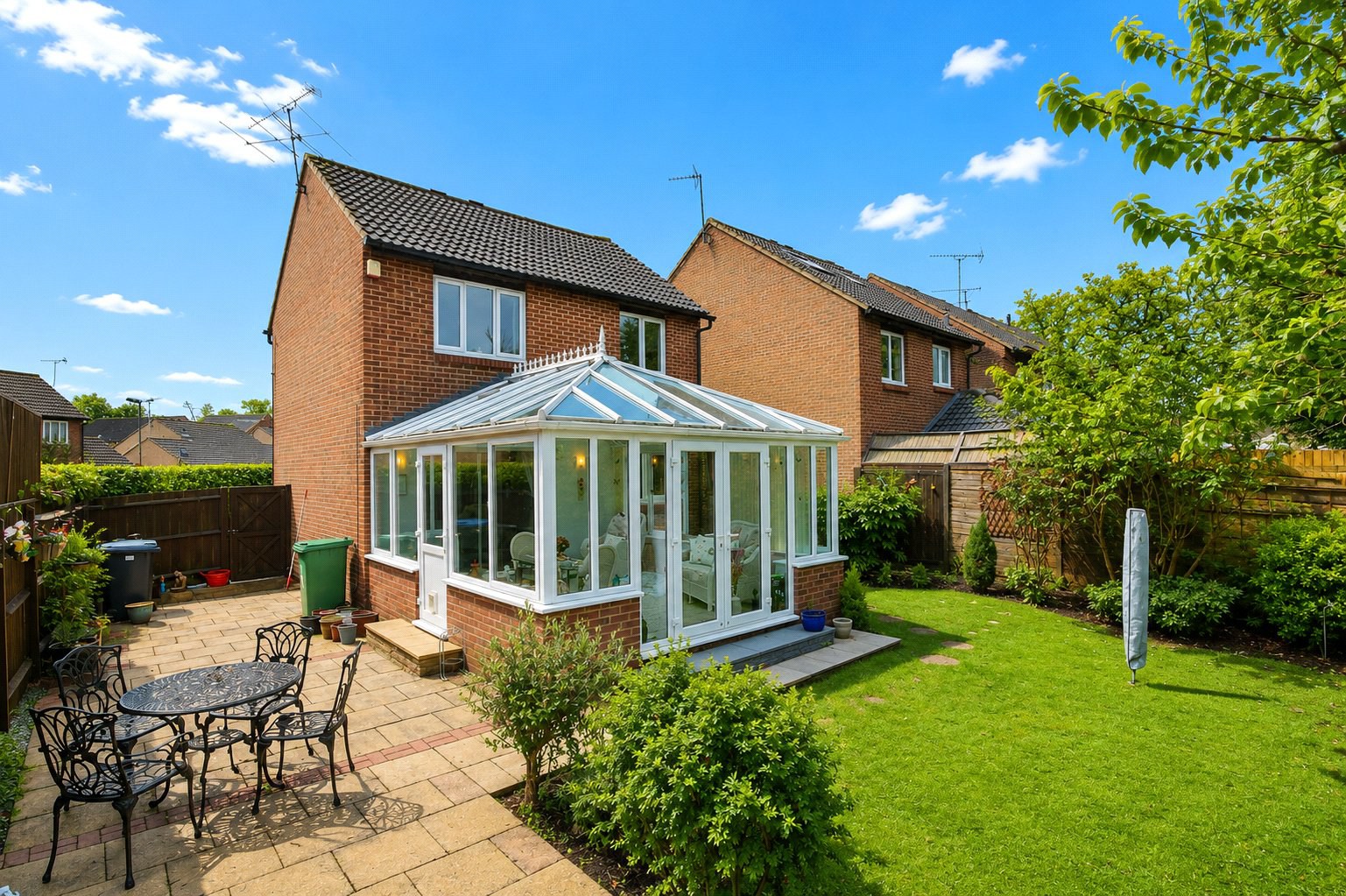 Alterton Close, Goldsworth Park, Woking, Surrey, GU21, photo 10