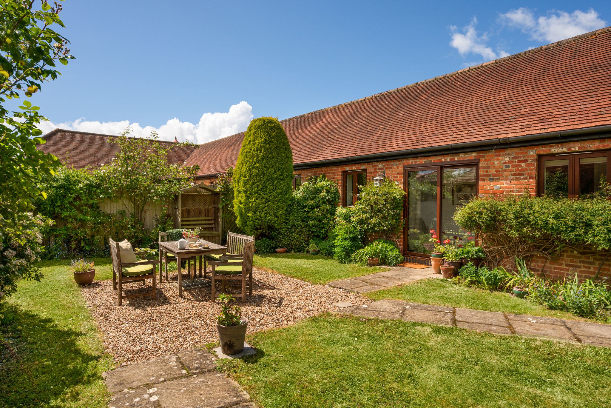 Chestnut Cottage, Beenham Court RG19, photo 13