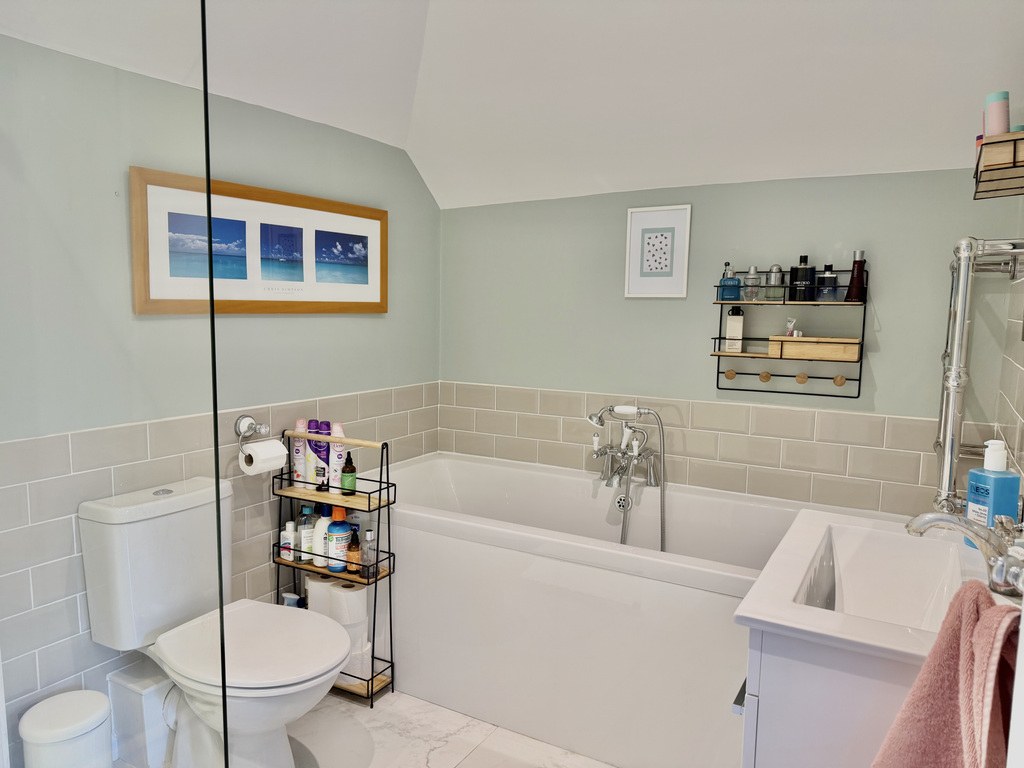 Lottage Road, Aldbourne, Wiltshire, photo 14