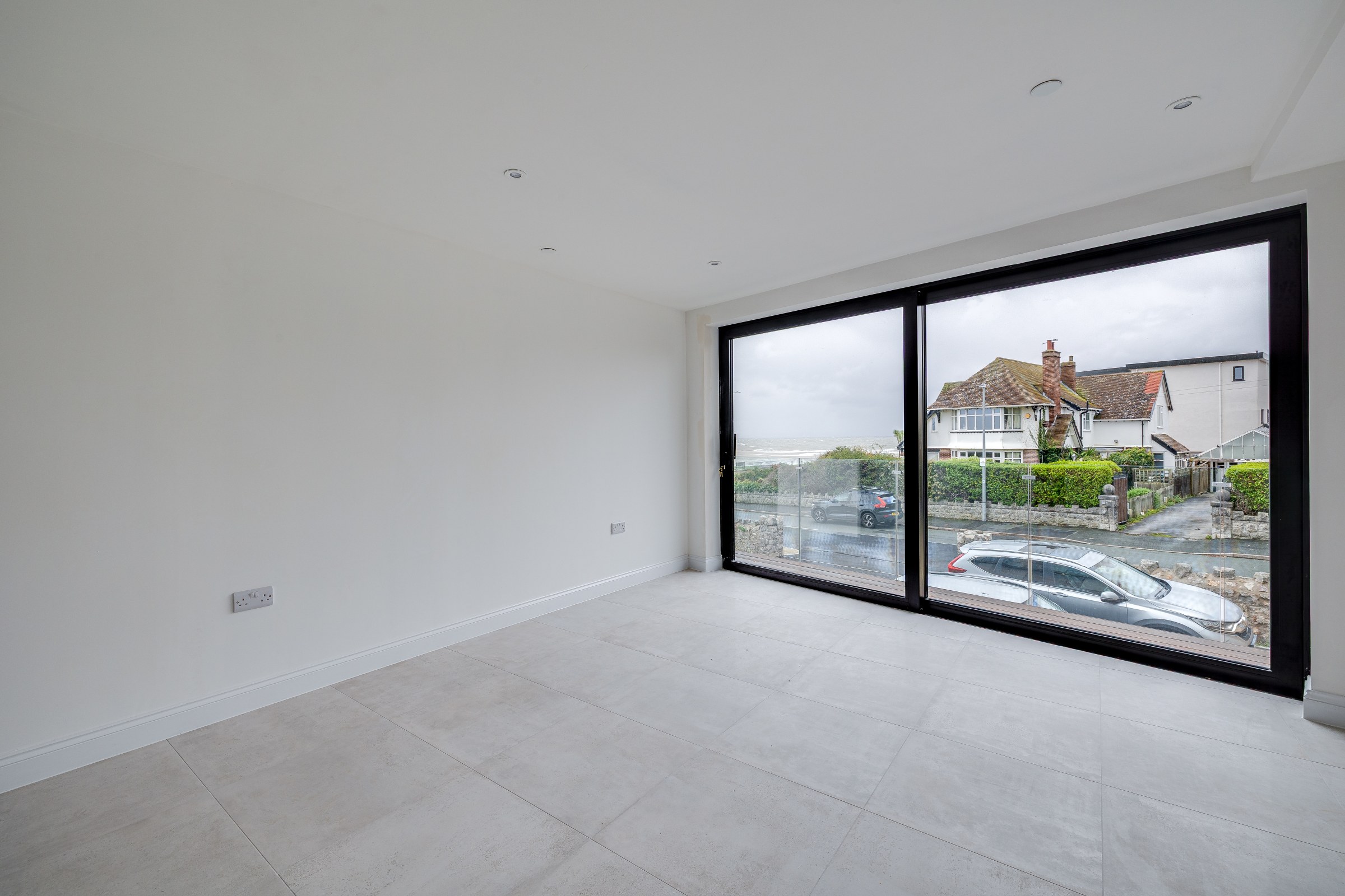 57 Marine Drive, Colwyn Bay, LL28, photo 7