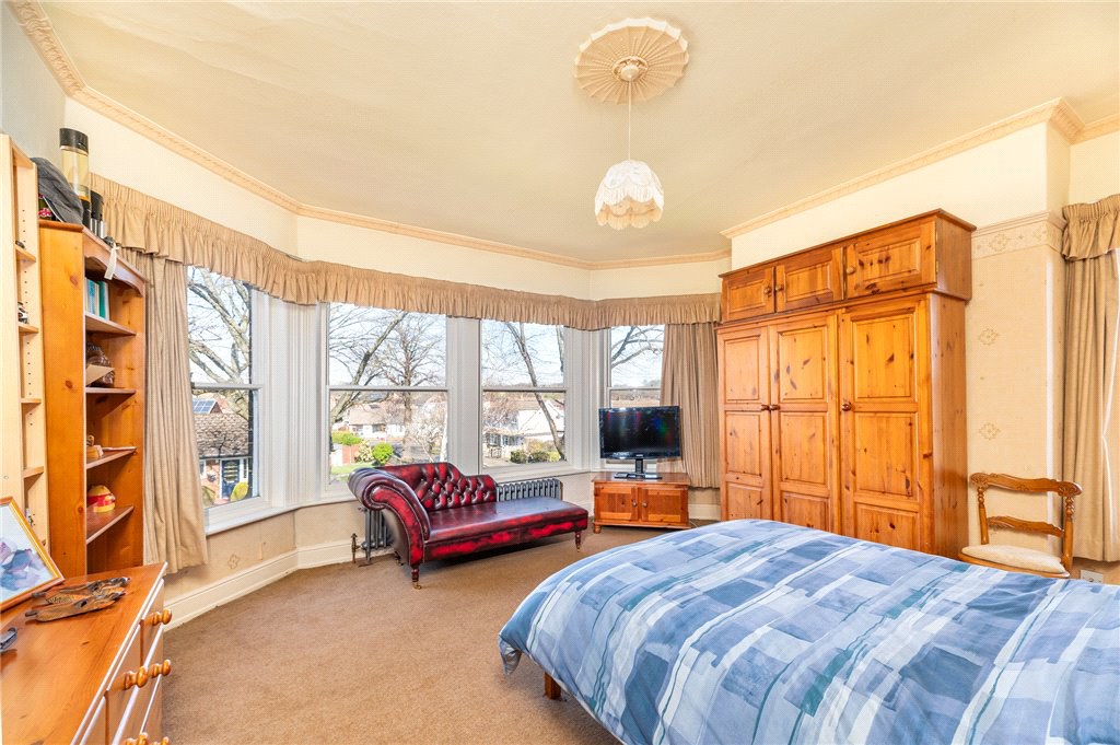 Goring Park Avenue, Ossett, West Yorkshire, WF5, photo 17