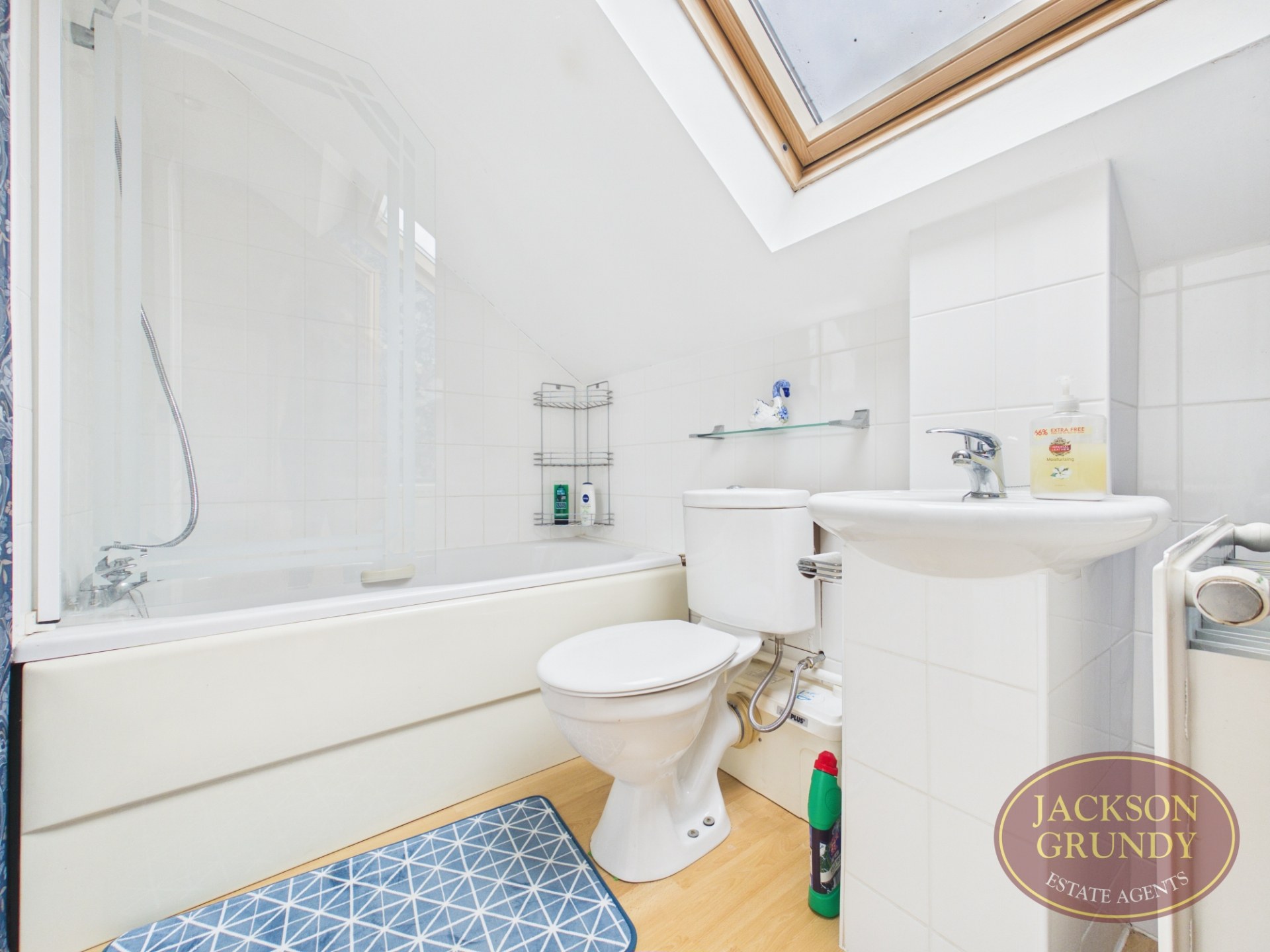 Long Buckby Road, Daventry, NN11 2LT, photo 10