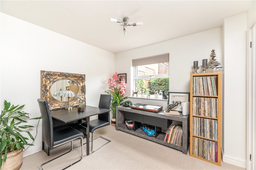 Renaissance Court, Churwell, Morley, Leeds, LS27, photo 6