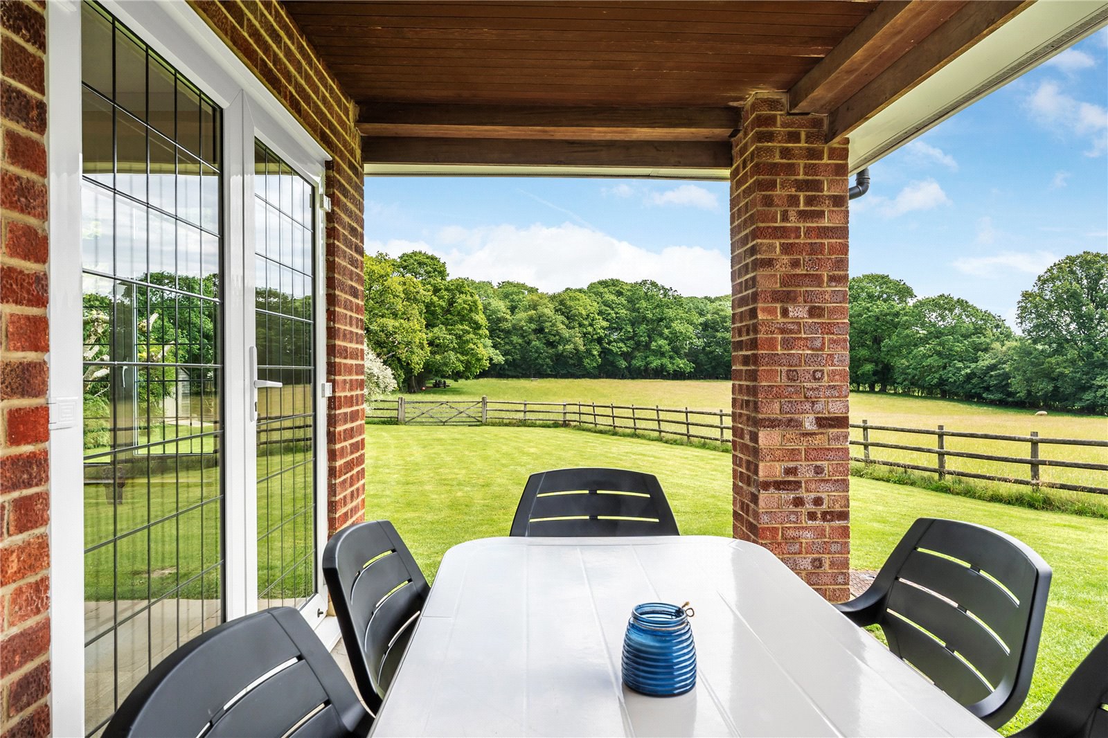 Dwelly Lane, Edenbridge, Kent, TN8, photo 4