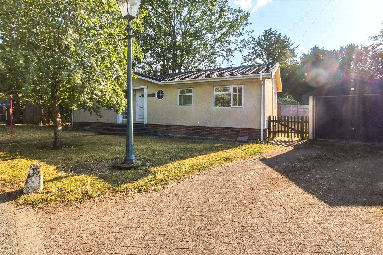The Larches, Warfield Park, Bracknell, Berkshire, RG42