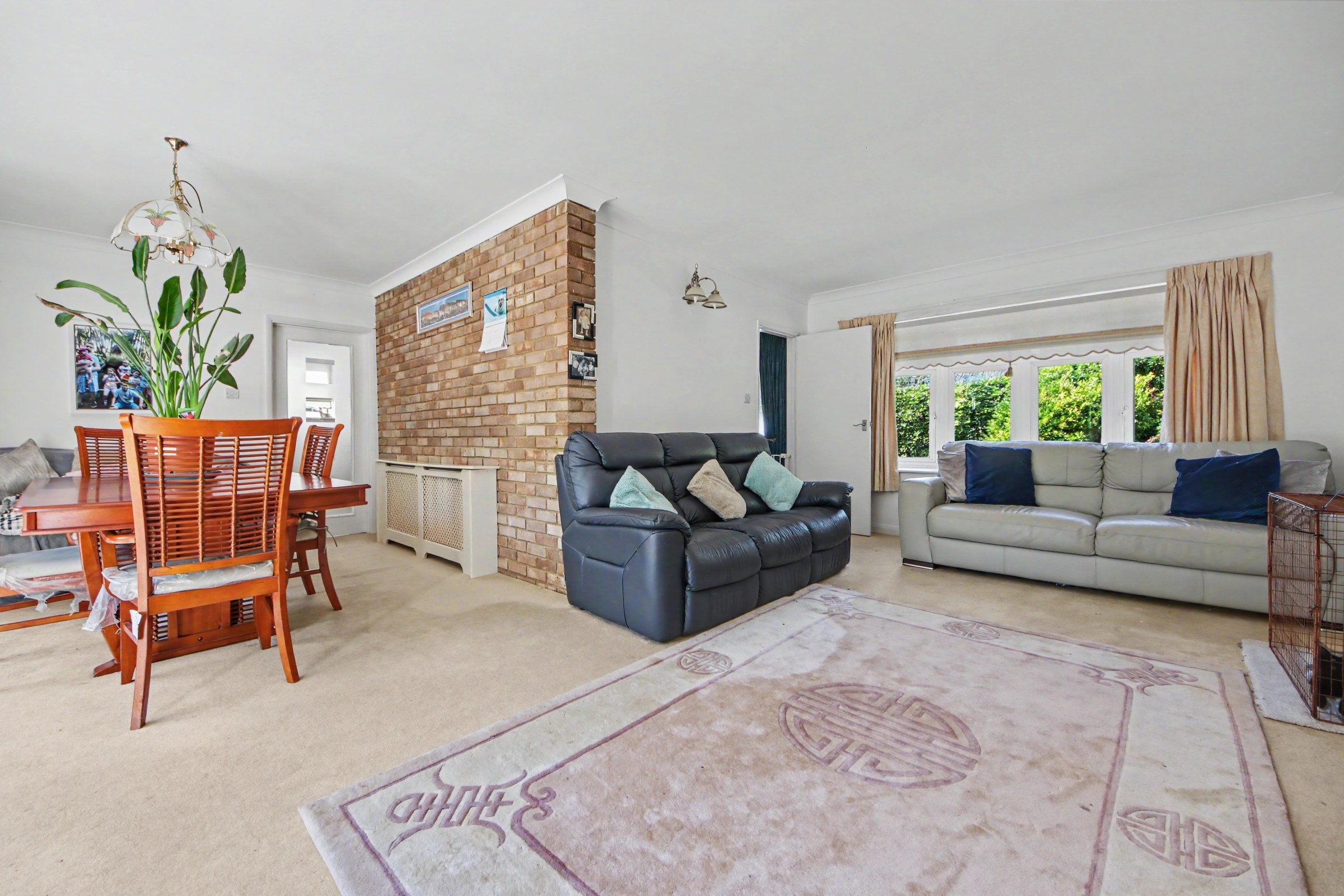 Kootenay Avenue, Thornhill, SO18, photo 2
