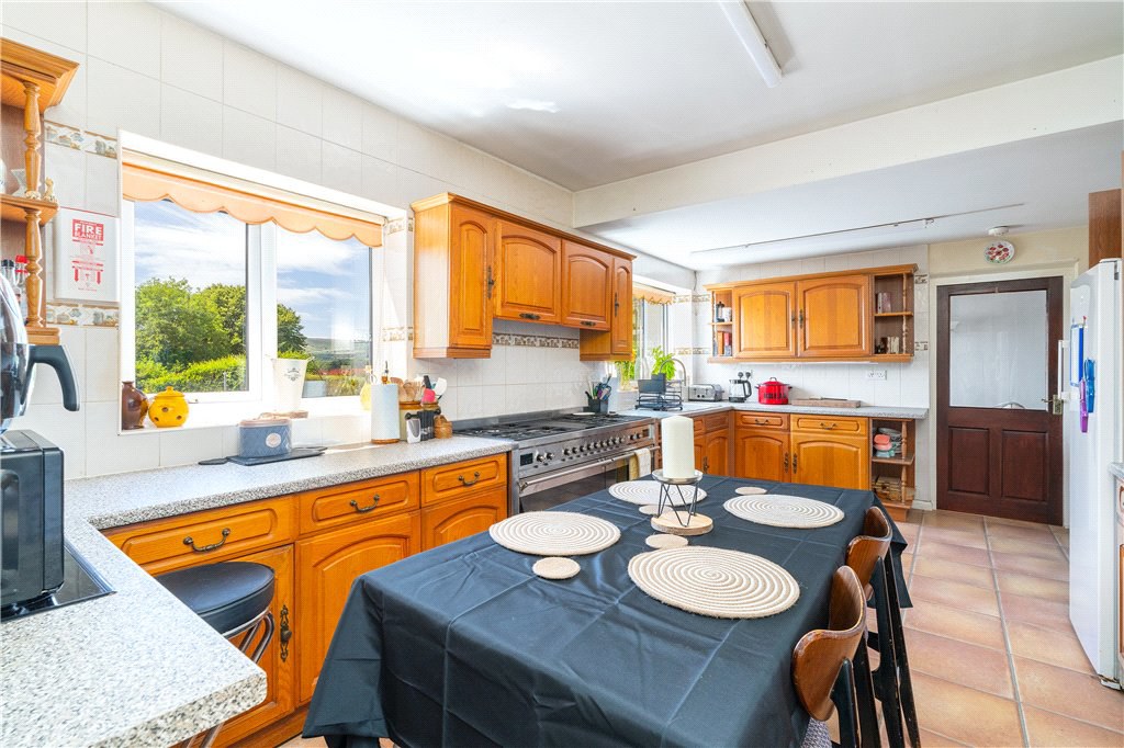 Weston Park View, Otley, LS21, photo 3