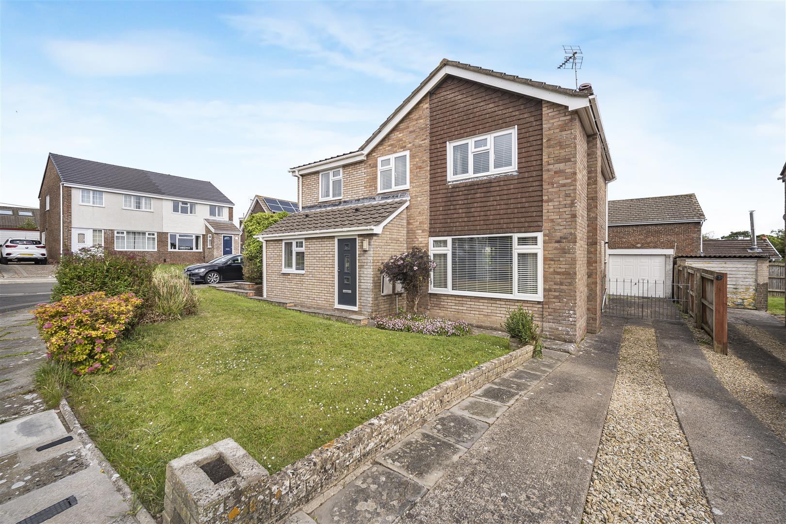 Tewdrig Close