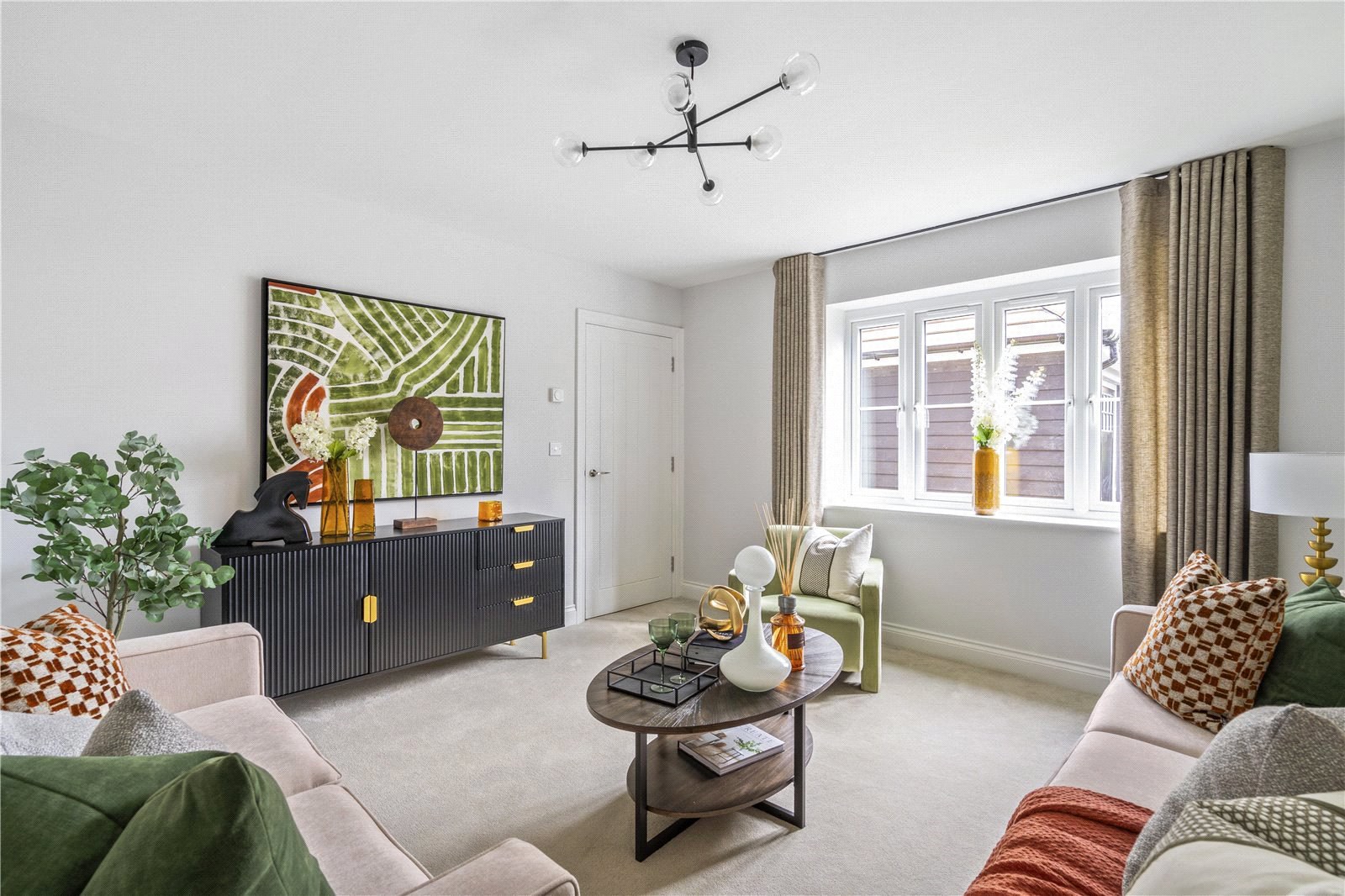 Fuggle Hop Close, Tongham, Surrey, GU10, photo 2
