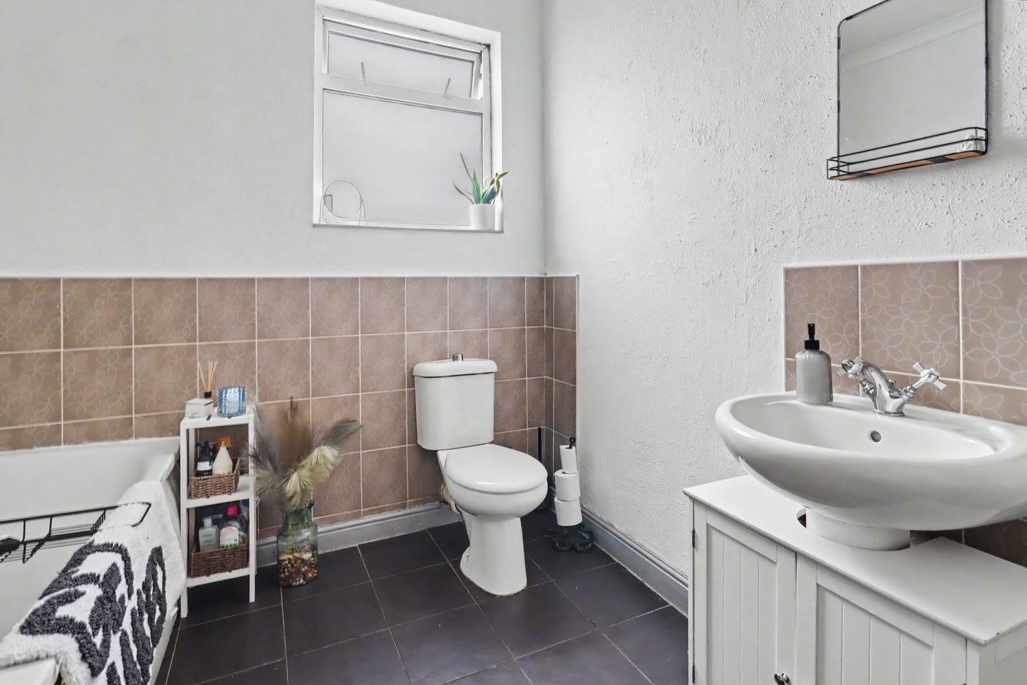 SMISBY ROAD, ASHBY-DE-LA-ZOUCH, LE65, photo 16