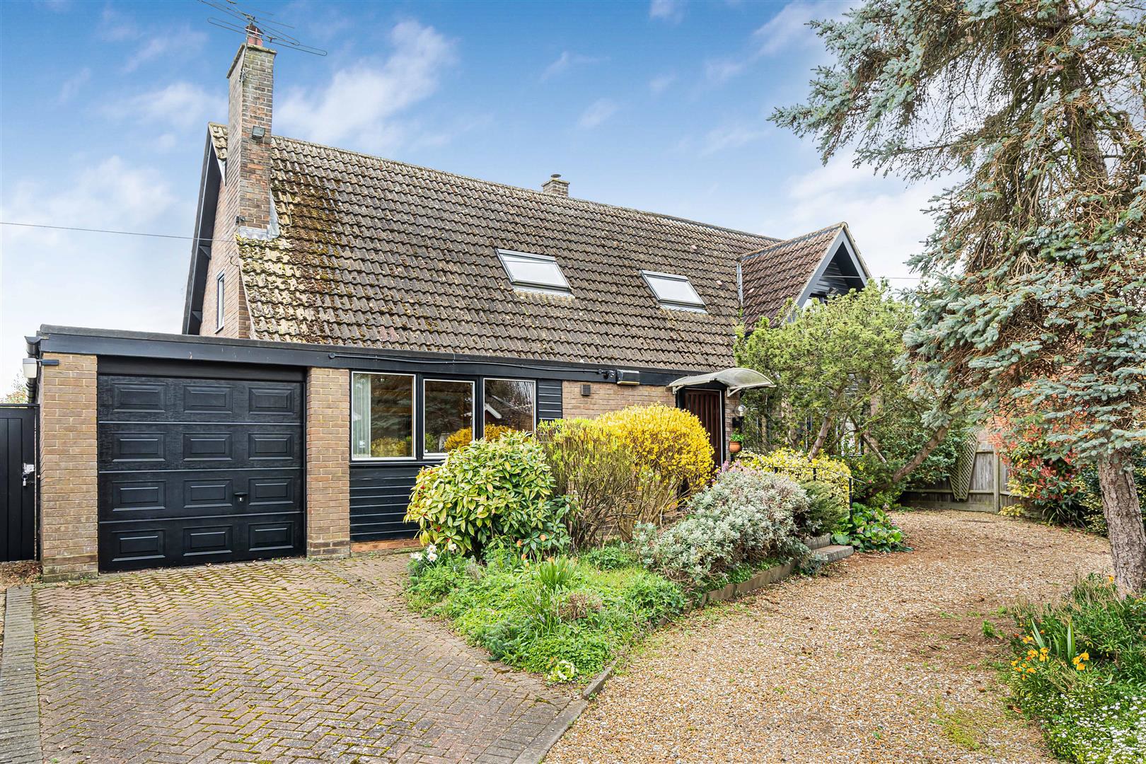 Vicarage Road, Waresley, Sandy, photo 32