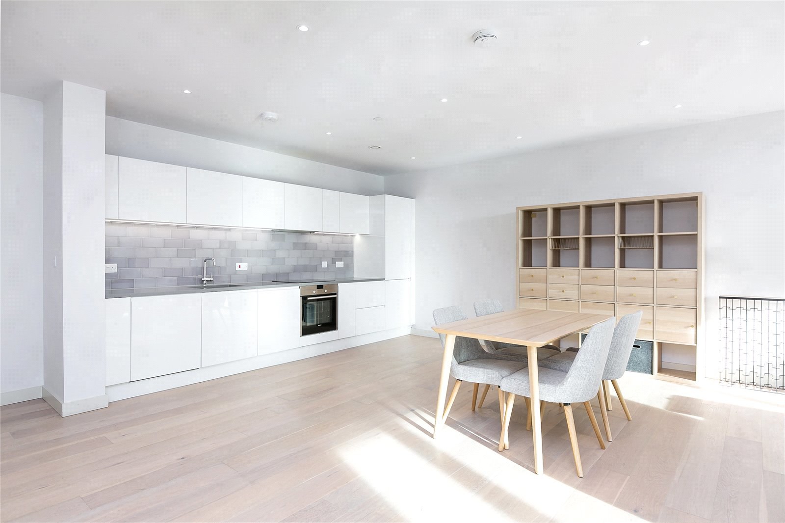 Mercier Court, 3 Starboard Way, Royal Wharf, E16, photo 2