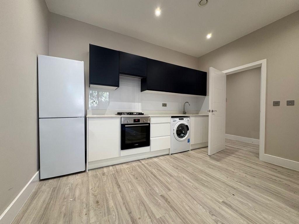 Fishponds Road