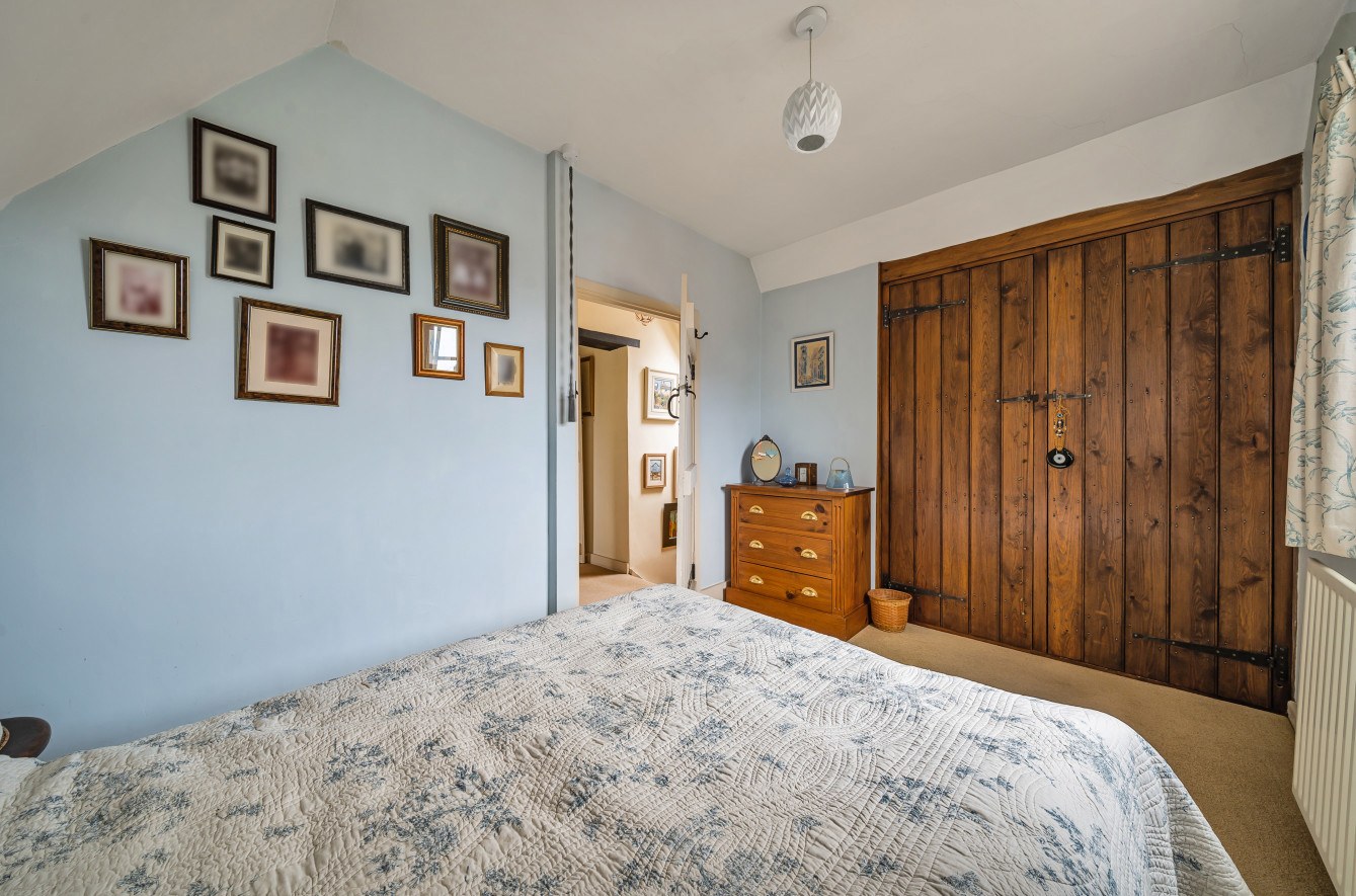 Dippenhall Street, Crondall, Farnham, Hampshire, GU10, photo 8