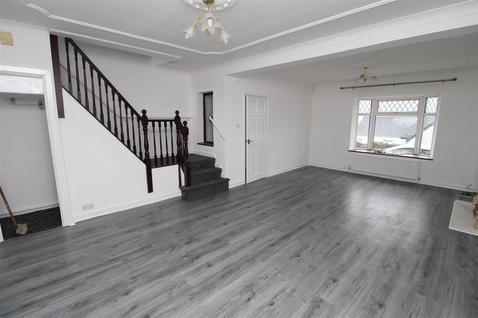 House For Rent Dyke Street