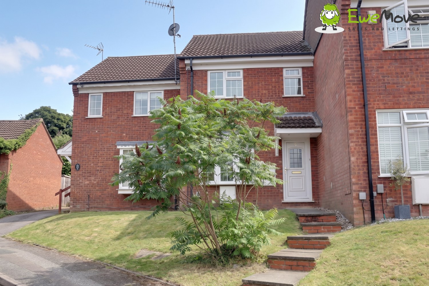 77 Bowmans Way, Dunstable