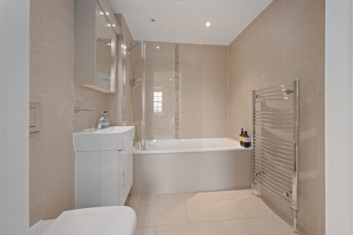 Courtview House, East Molesey, KT8, photo 22