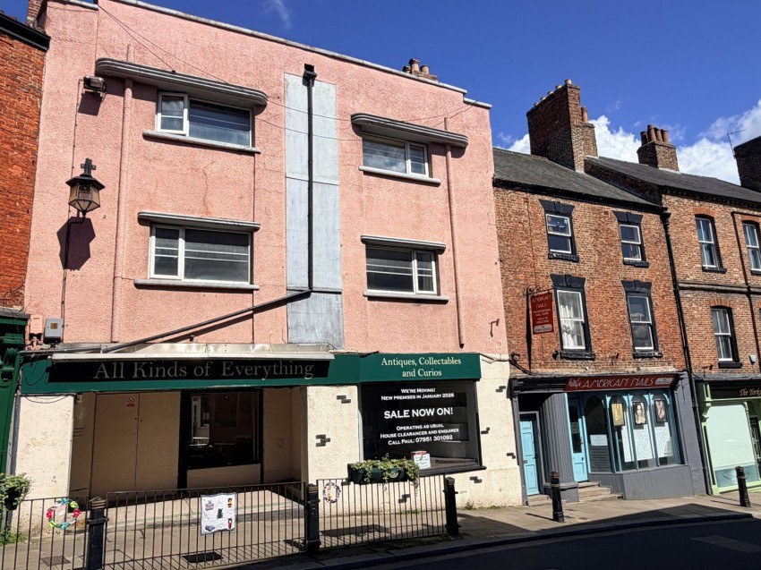 Townhouse for sale in Kirkgate, Ripon