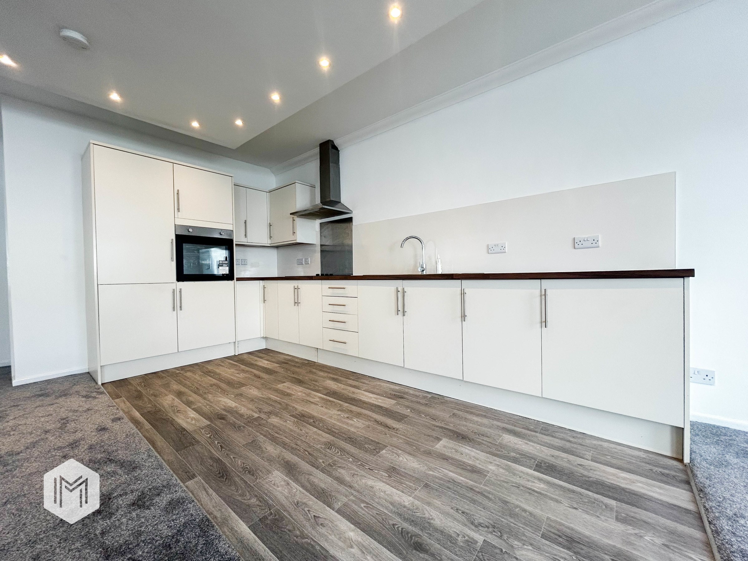 Market Street, Westhoughton, BL5, photo 5