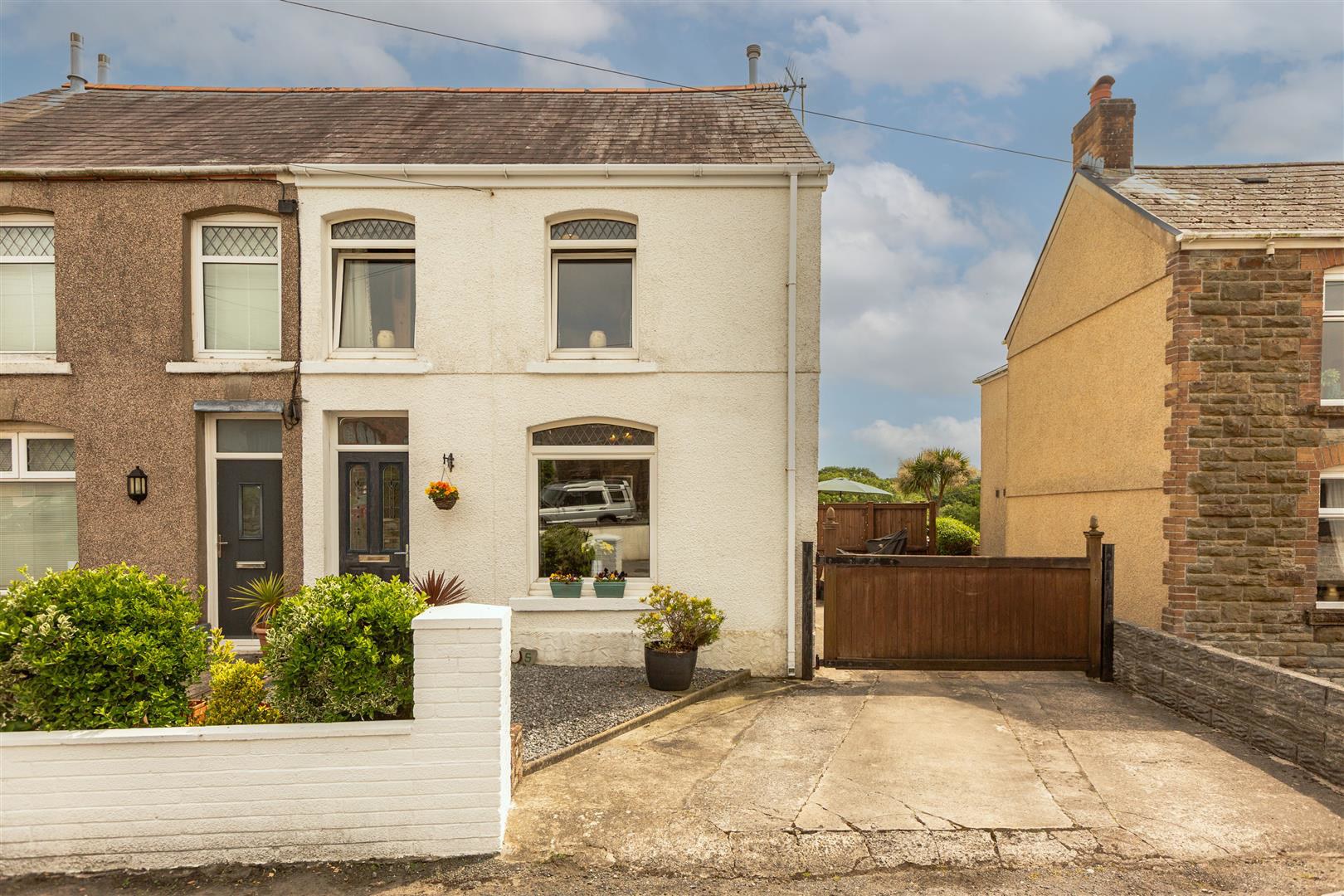 Chapel Road, Crofty